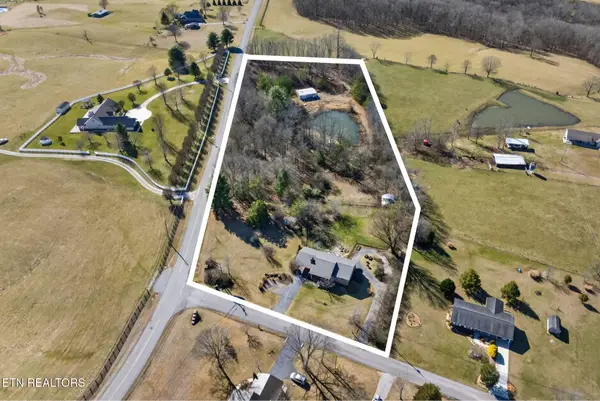 25 Hillendale Acres Lane, Crossville, TN 38572