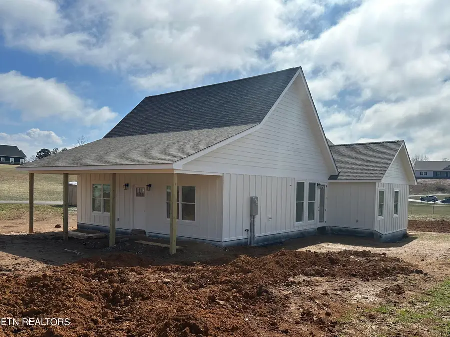 50 Green Lawn Ave, Greeneville, TN 37743 - #2