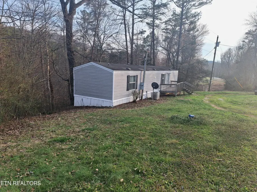 247 Towee Falls Rd, Tellico Plains, TN 37385 - #2