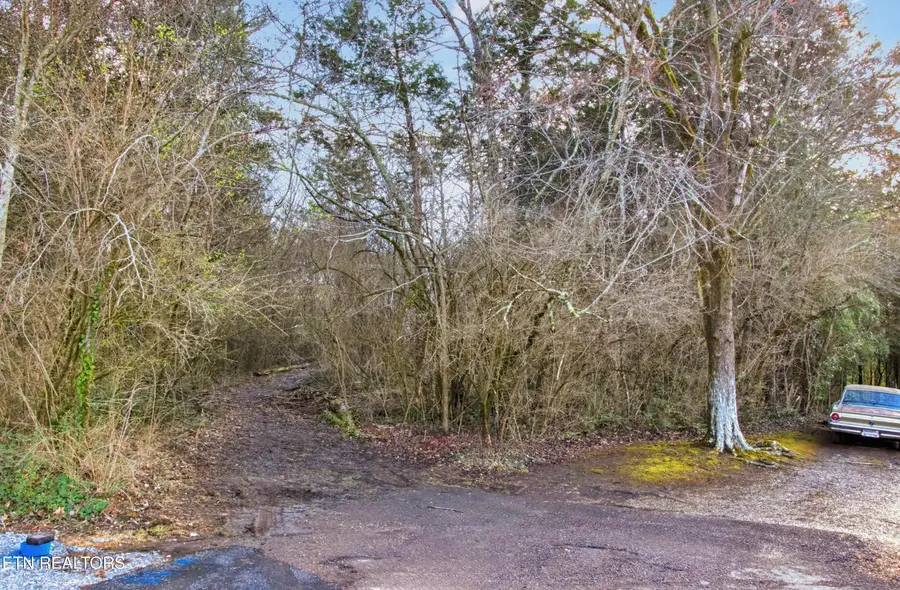 732 & 734 Hialeah Drive, Knoxville, TN 37920 - #2