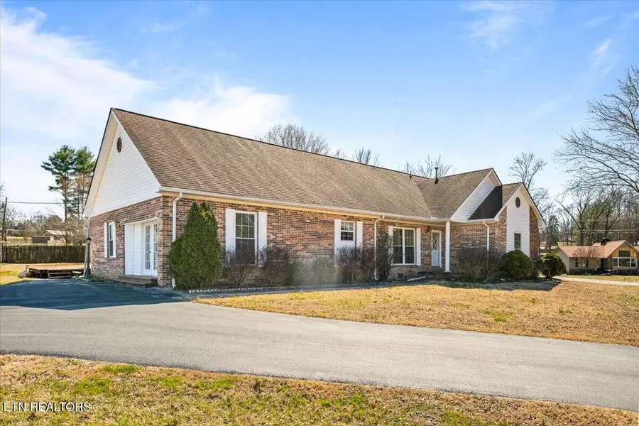 154 Scarlett Drive, Lafollette, TN 37766 - #2