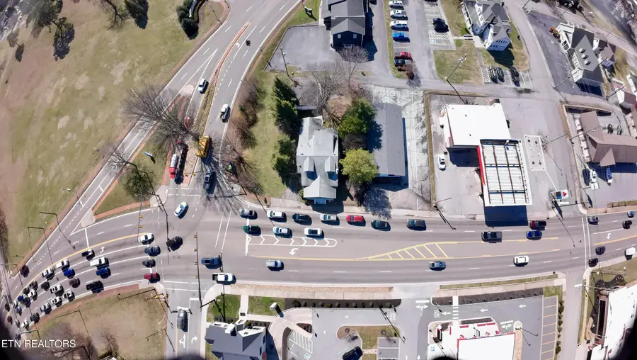 615 S Washington St, Maryville, TN 37804 - #2