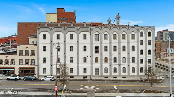 222 N Central St #B8, Knoxville, TN 37902