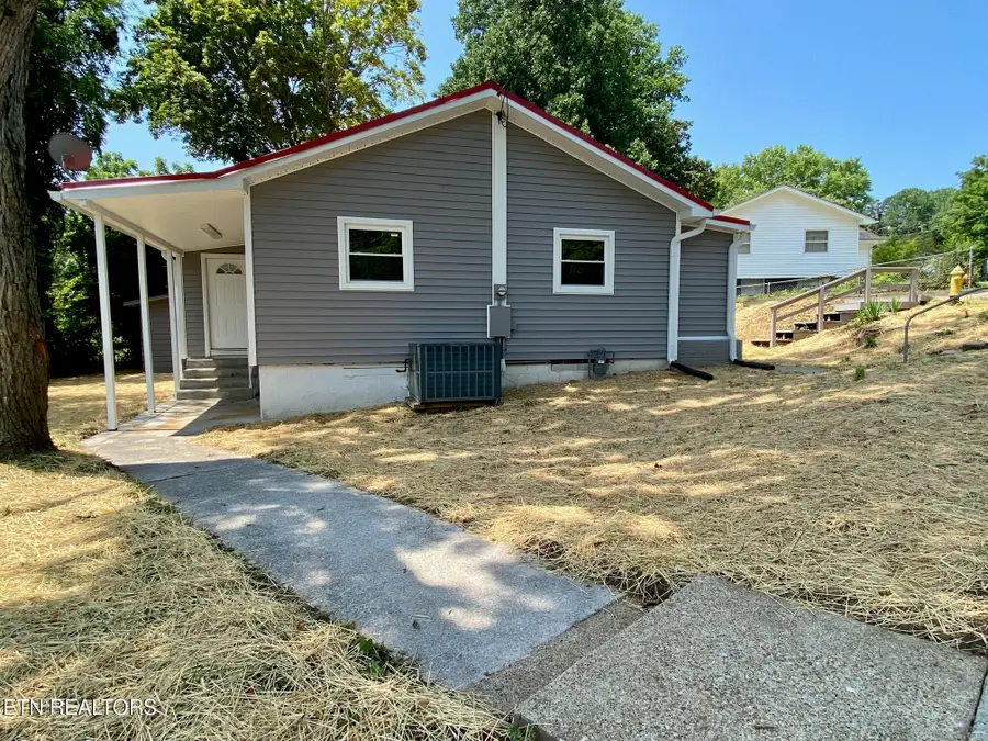 111 Porter Rd, Oak Ridge, TN 37830 - #2