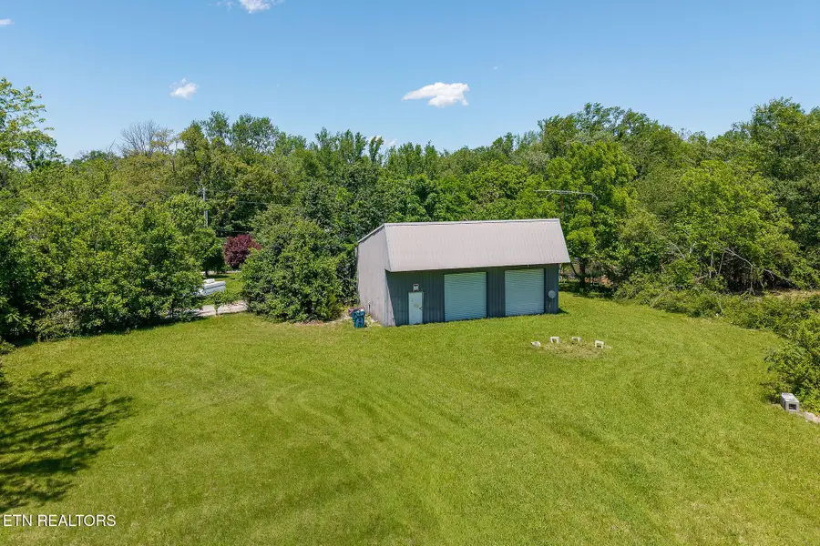 214 S 5th Ave, Baxter, TN 38544 - #2