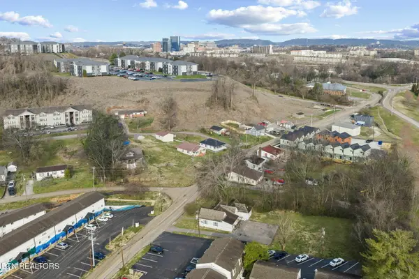 2704 Sevier Ave, Knoxville, TN 37920