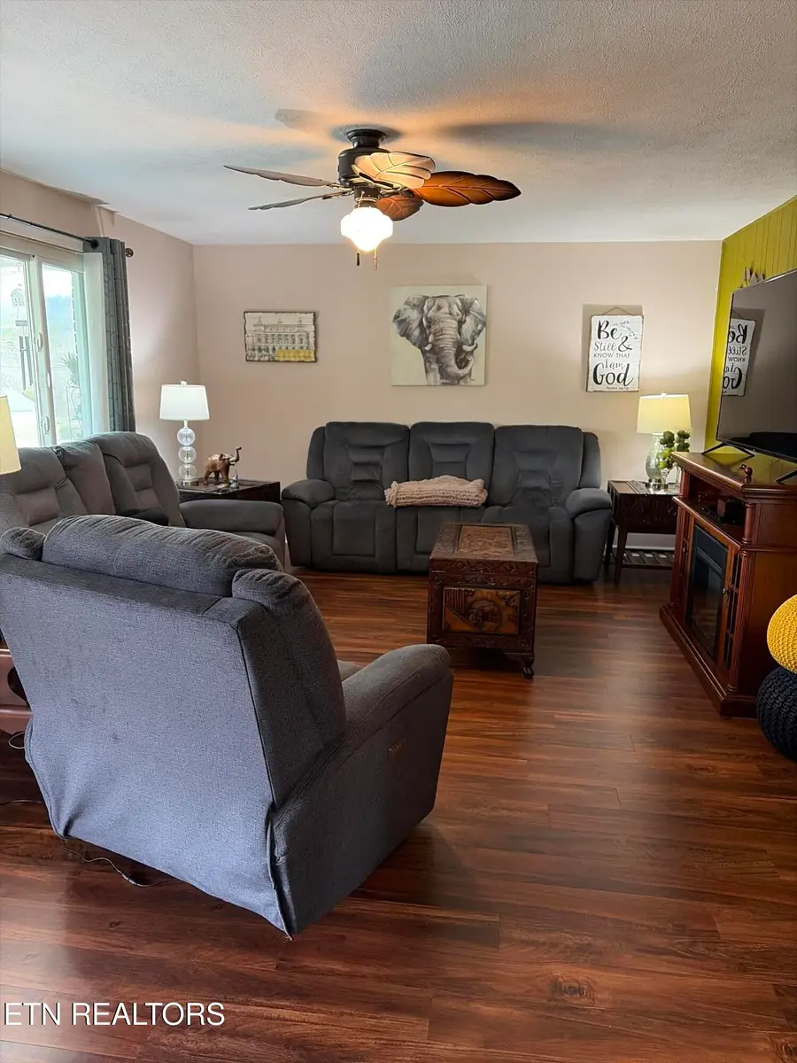 120 Hansard Rd, Maynardville, TN 37807 - #3