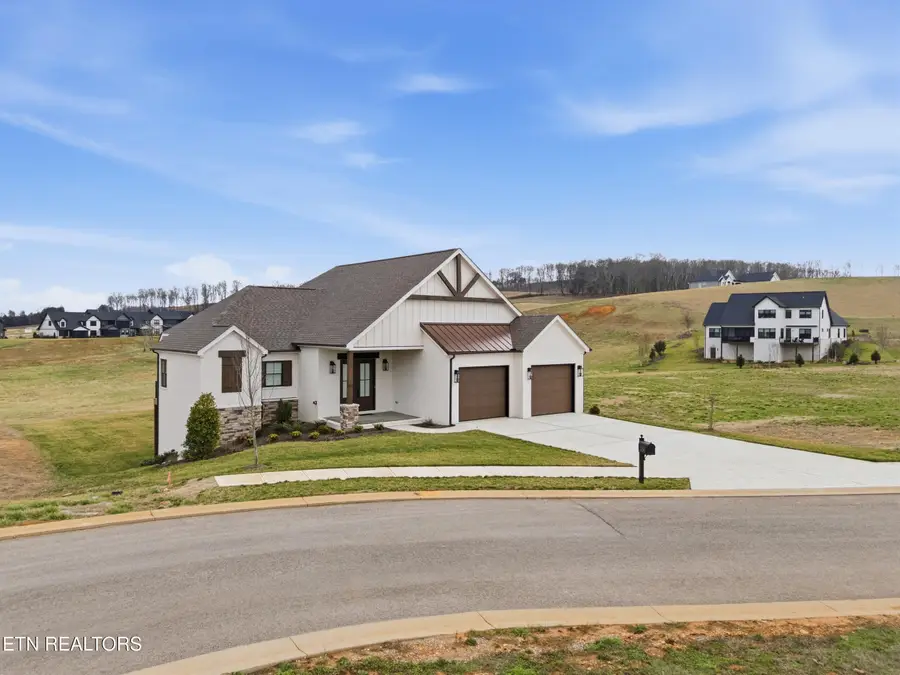 5296 Old Club Rd, Loudon, TN 37774 - #3