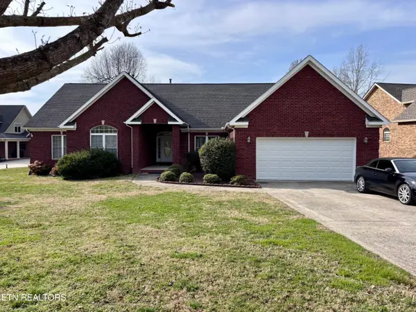 221 Village Way, Kingston, TN 37763