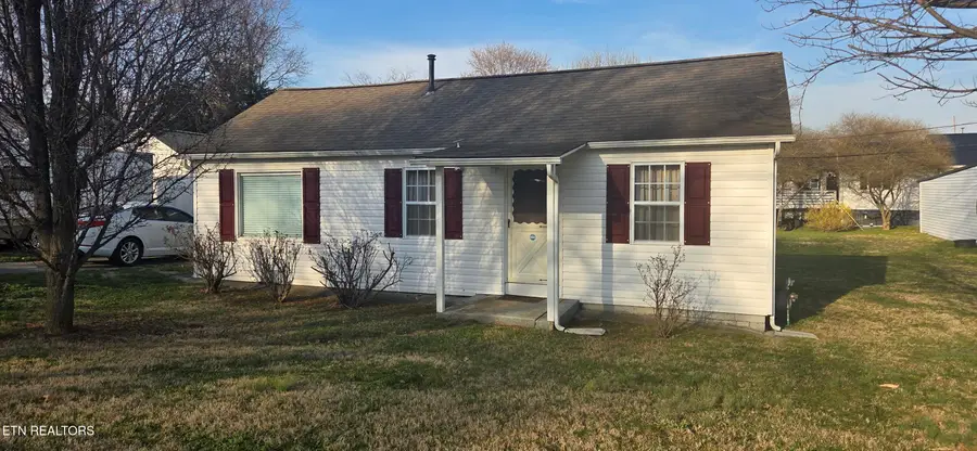 404 N 5th St, Maryville, TN 37804 - #3