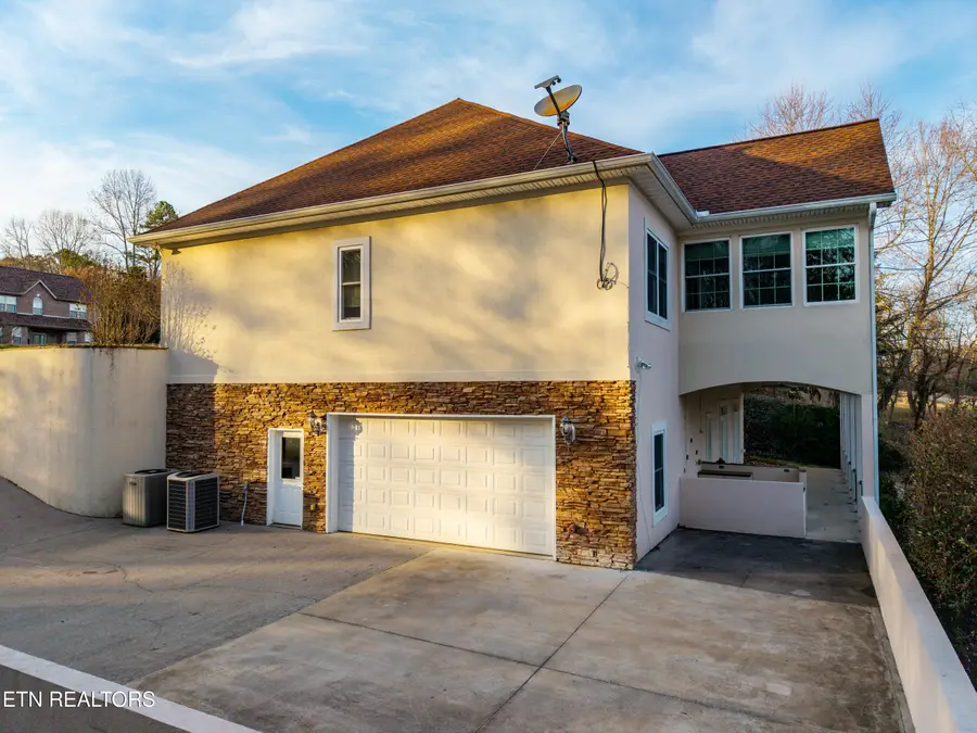 210 Indian Shadows Drive, Maryville, TN 37801 - #3