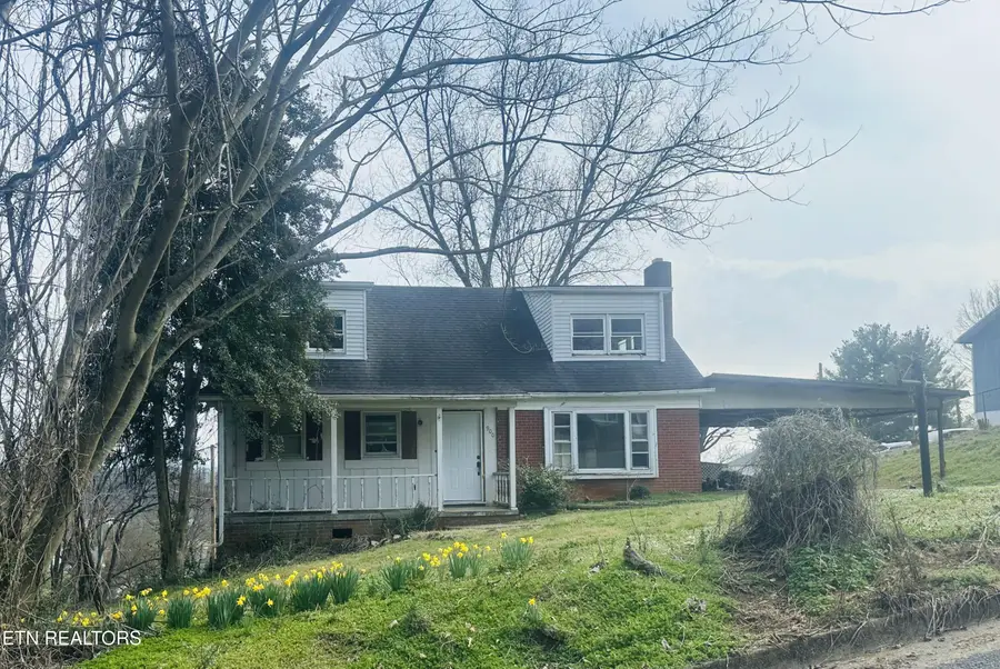 900 W 2nd Ave, Lenoir City, TN 37771 - #2