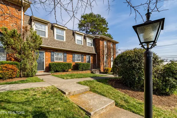 6523 Deane Hill Drive #12, Knoxville, TN 37919