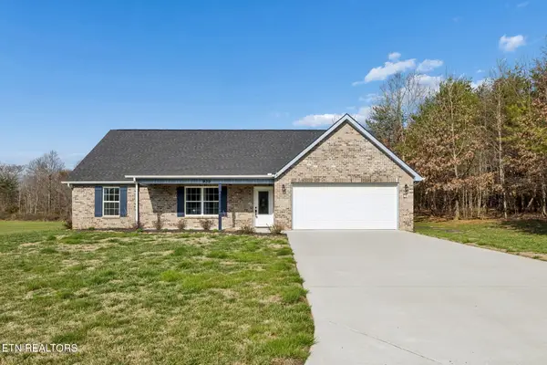 939 Shady Creek Rd, Maryville, TN 37801