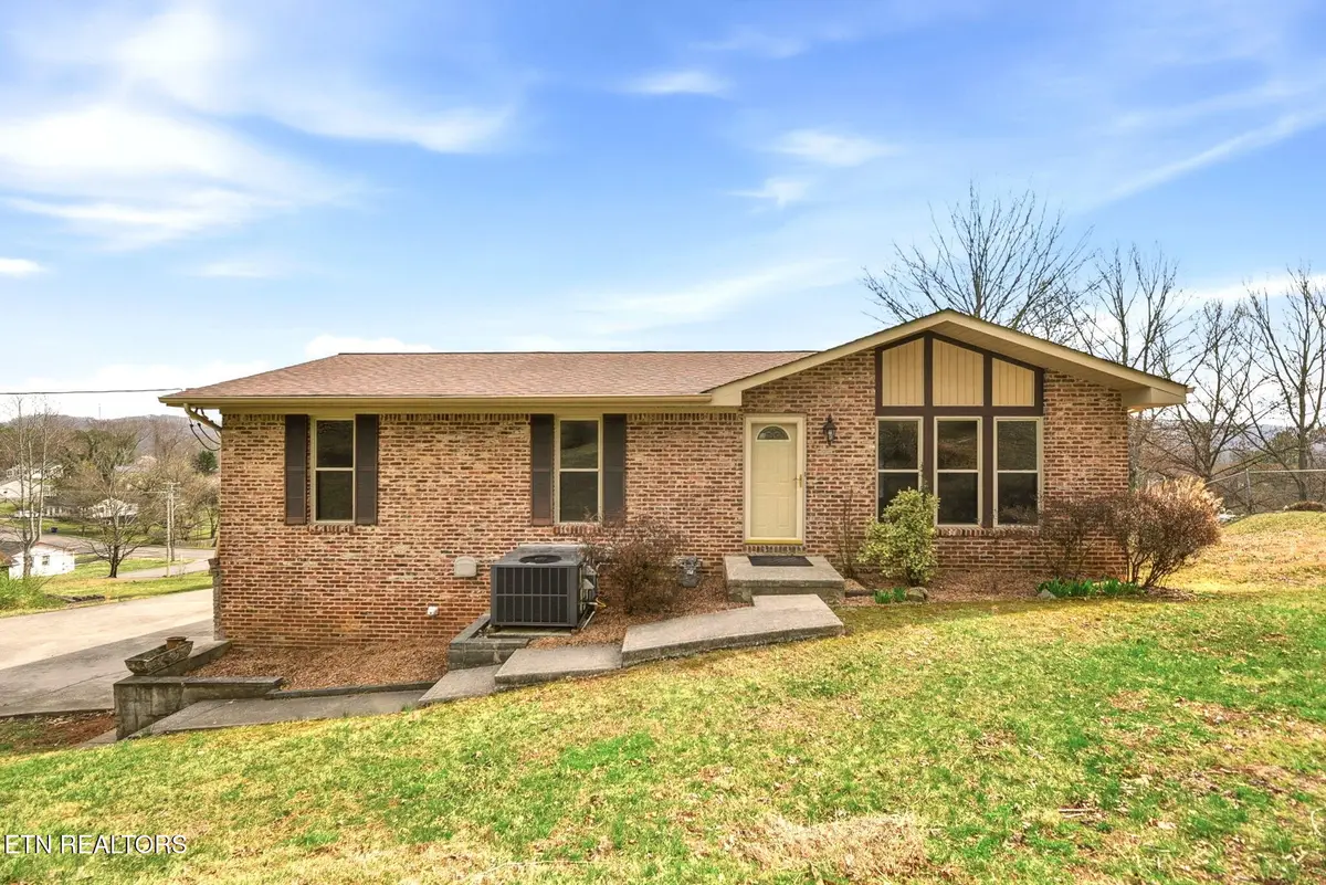 103 Middlebury Rd, Oak Ridge, TN 37830 - #1