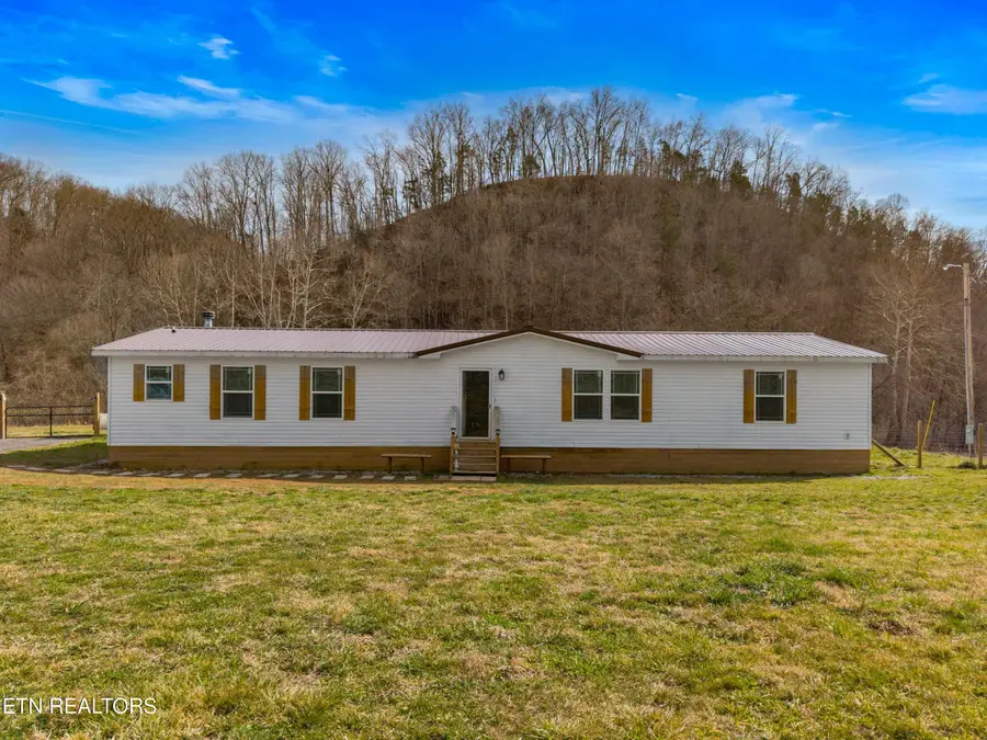 2484 Upper Caney Valley Rd, Tazewell, TN 37879 - #3