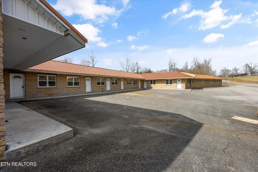 8203 Morgan County Hwy Hwy, Sunbright, TN 37872 - #2
