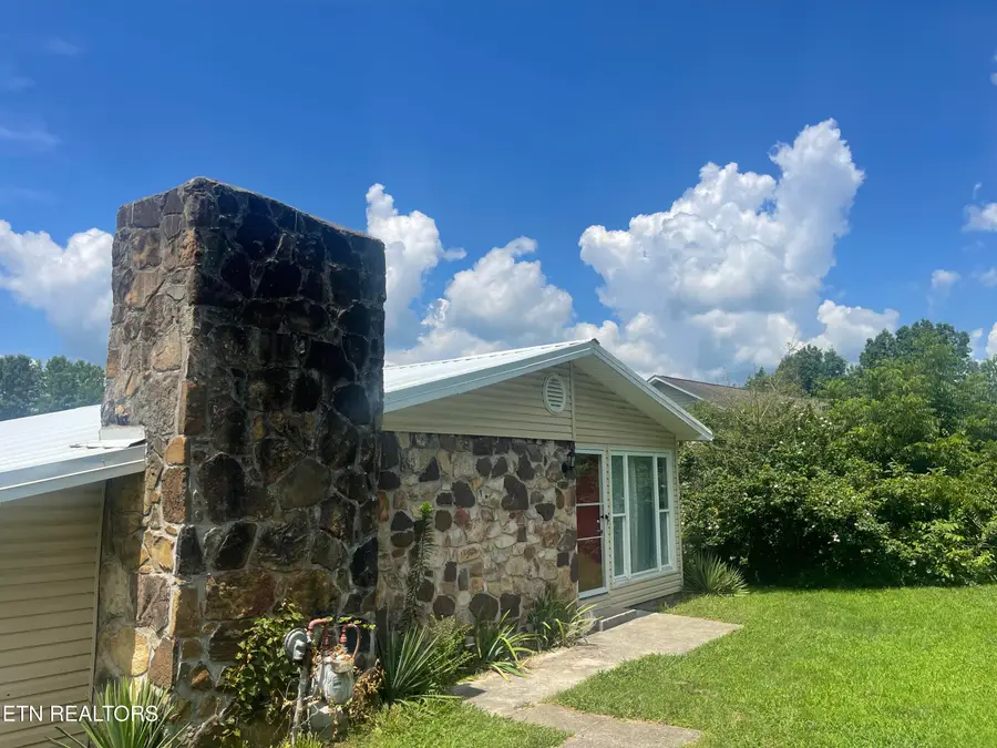 501 Boone Drive, Harrogate, TN 37752 - #2