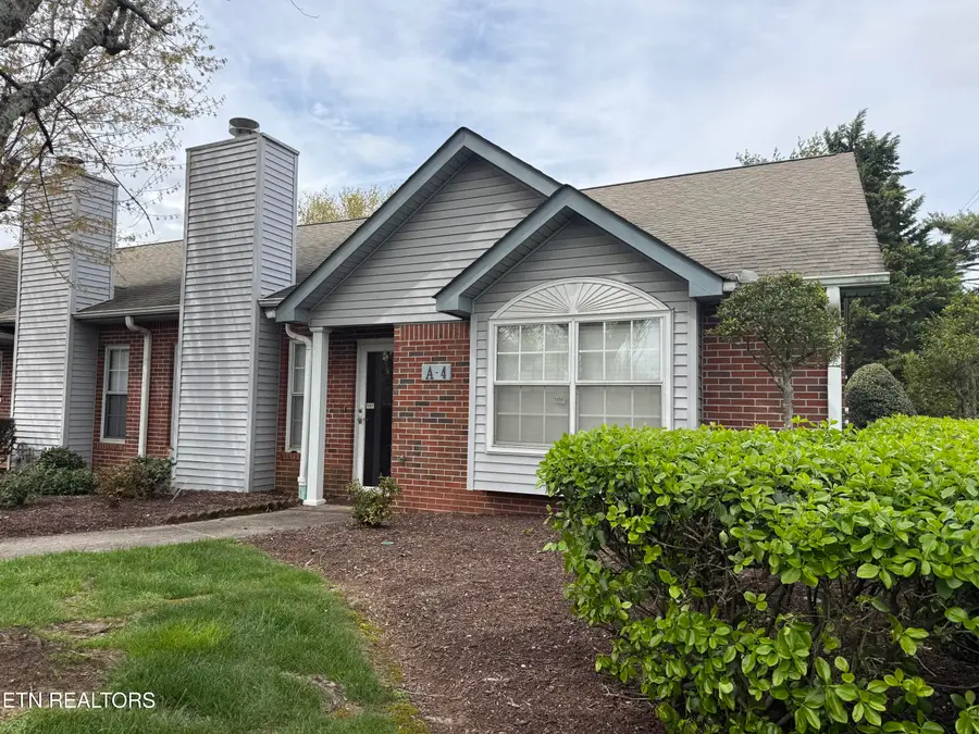 805 Cedar Lane #A4, Knoxville, TN 37912 - #3