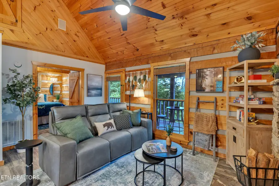 2224 Hidden Mountain Rd, Sevierville, TN 37876 - #2