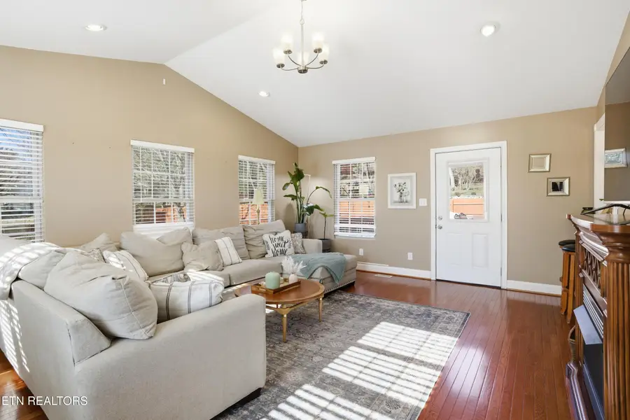 1554 Crooked Oak Drive, Lenoir City, TN 37771 - #3