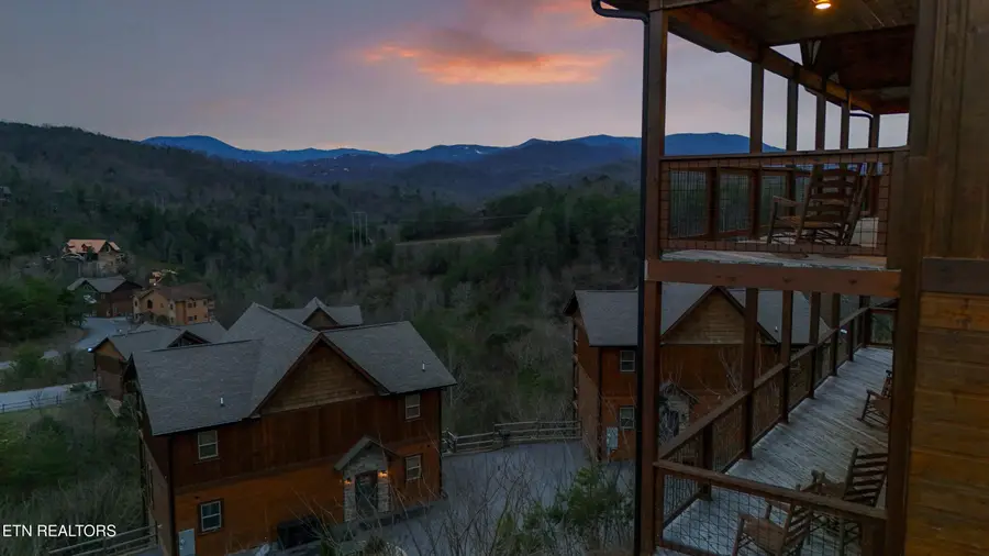 4608 Dreamland Way, Sevierville, TN 37876 - #2