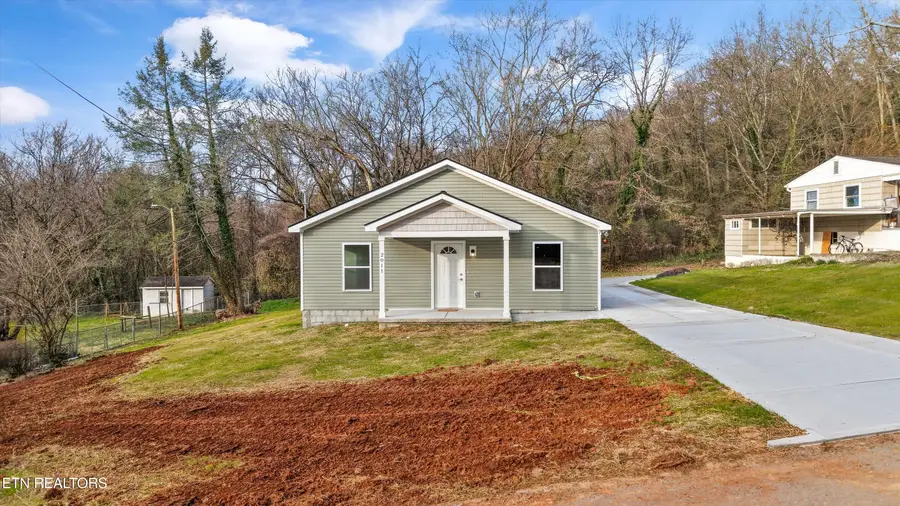 2011 Glenn Ave, Knoxville, TN 37921 - #2
