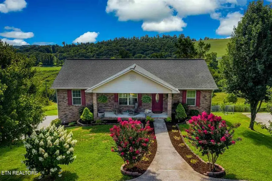 530 Coffey Rd, New Tazewell, TN 37825 - #3