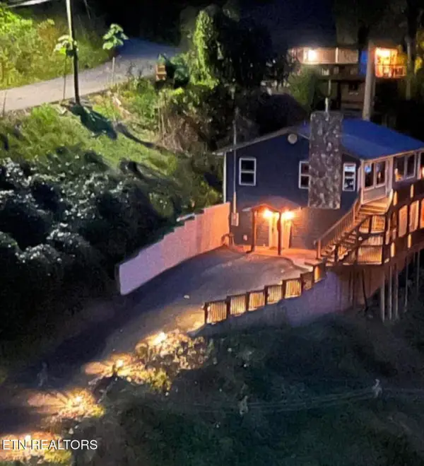 230 Silverbell Lane, Gatlinburg, TN 37738