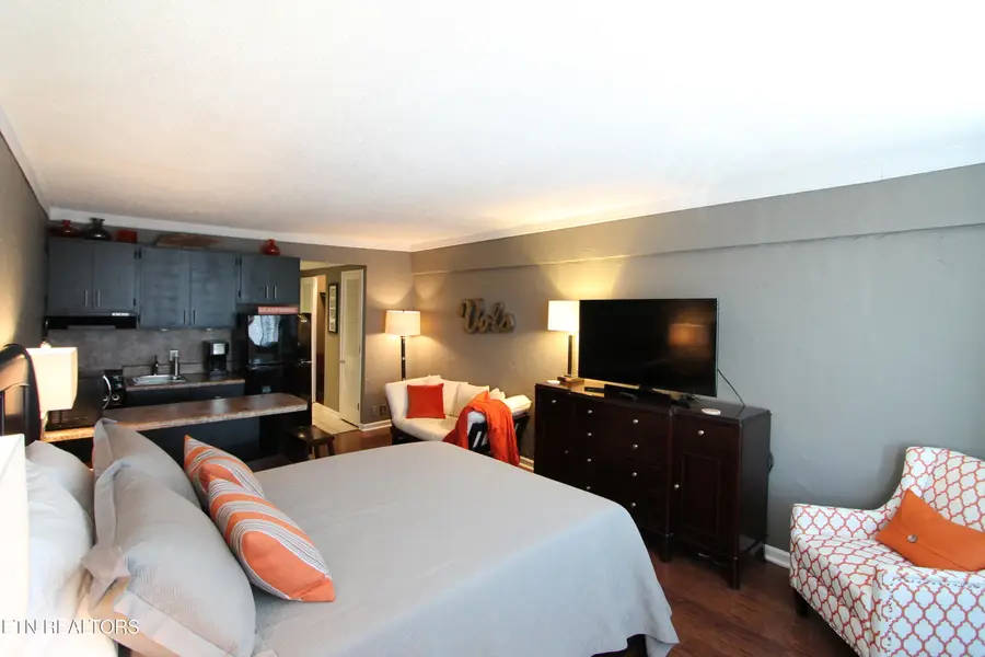 1700 Clinch Ave #201, Knoxville, TN 37916 - #3