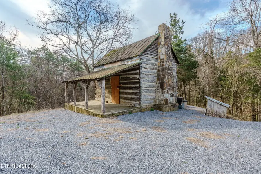 2607 Windfall Estates Drive, Sevierville, TN 37876 - #2