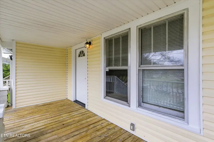 5301 Ross Rd, Knoxville, TN 37914 - #3