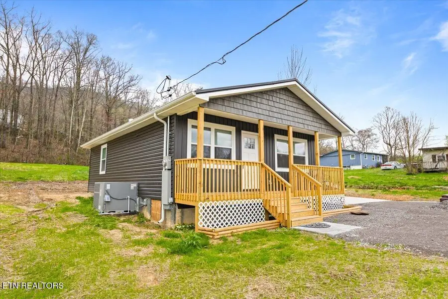 208 Old Lake City Hwy, Rocky Top, TN 37769 - #3