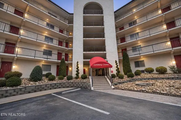 102 Baskins Creek #UNIT 304, Gatlinburg, TN 37738