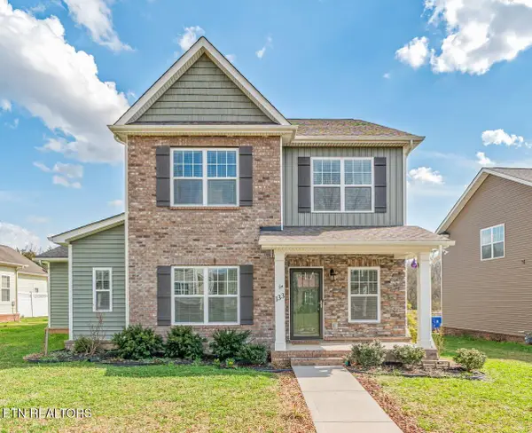 133 Fallberry St, Oak Ridge, TN 37830