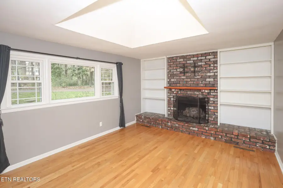 112 Newcrest Lane, Oak Ridge, TN 37830 - #3