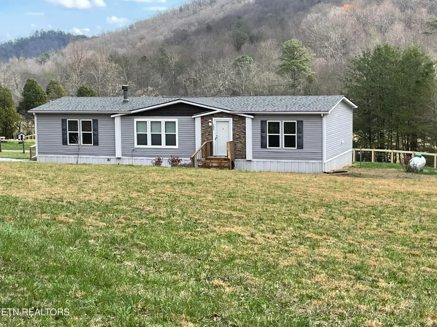 1064 Big Creek Rd, Madisonville, TN 37354 - #3
