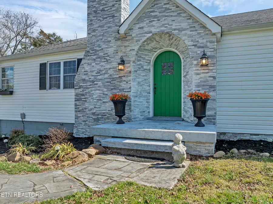 300 Lindy Drive, Knoxville, TN 37920 - #2