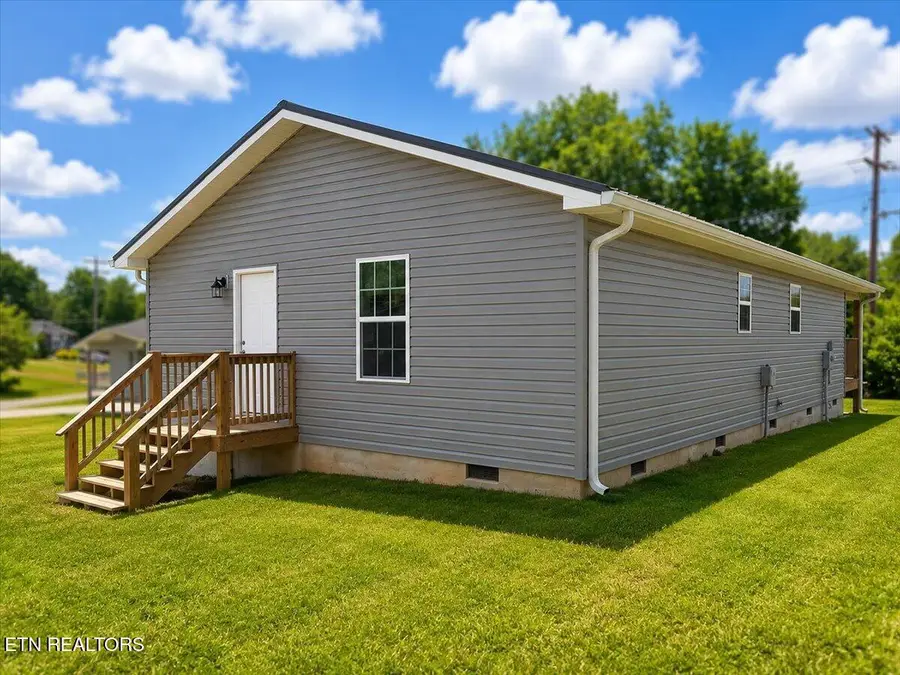 200 Pope St, Athens, TN 37303 - #3