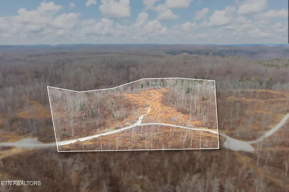 149 Aspen Heights Rd, Jamestown, TN 38556 - #1