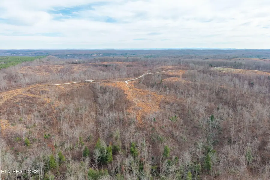 149 Aspen Heights Rd, Jamestown, TN 38556 - #3