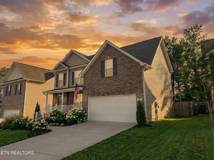 7443 Ladd Rd, Powell, TN 37849 - #2