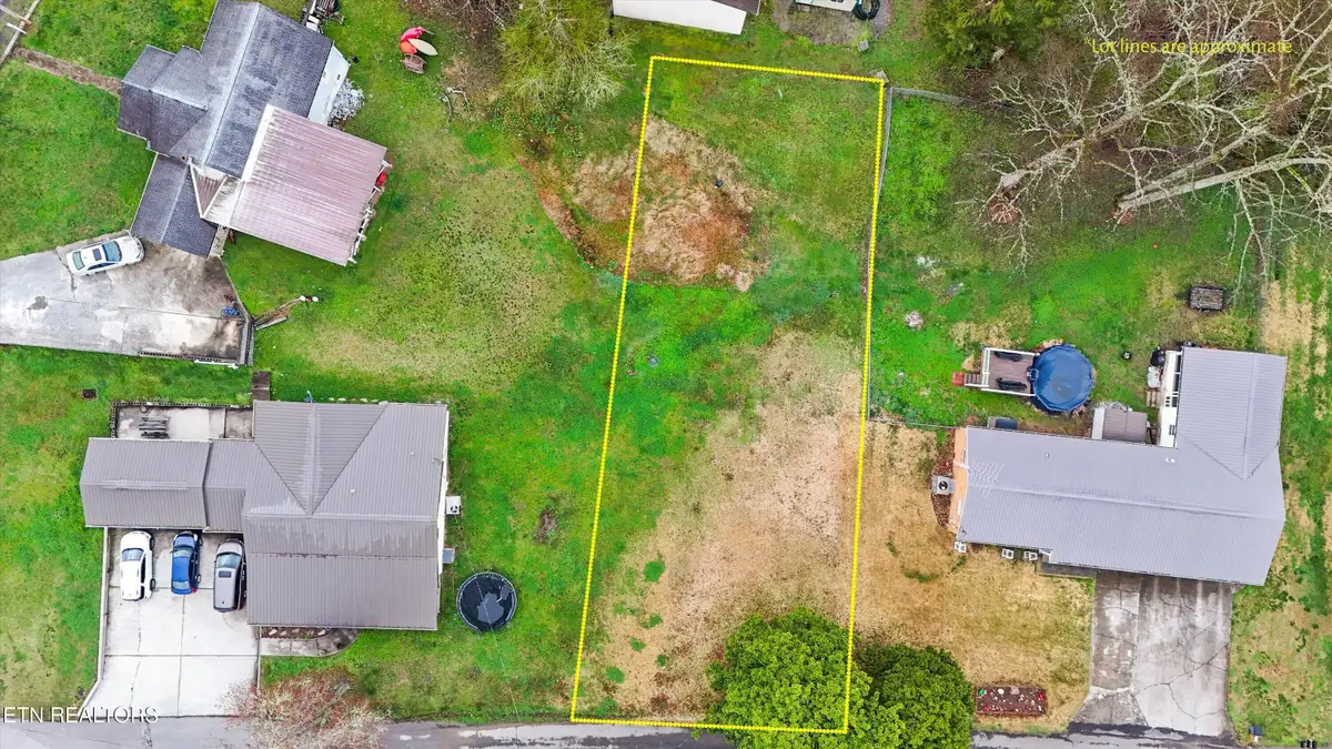 306 Shoopman Lane, Oliver Springs, TN 37840 - #1