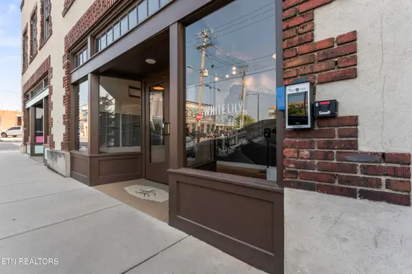 222 N Central St #B6, Knoxville, TN 37917