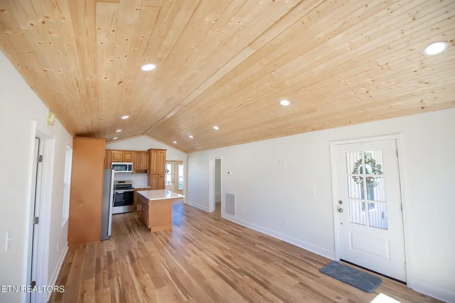 410 W Walnut St, Madisonville, TN 37354 - #3