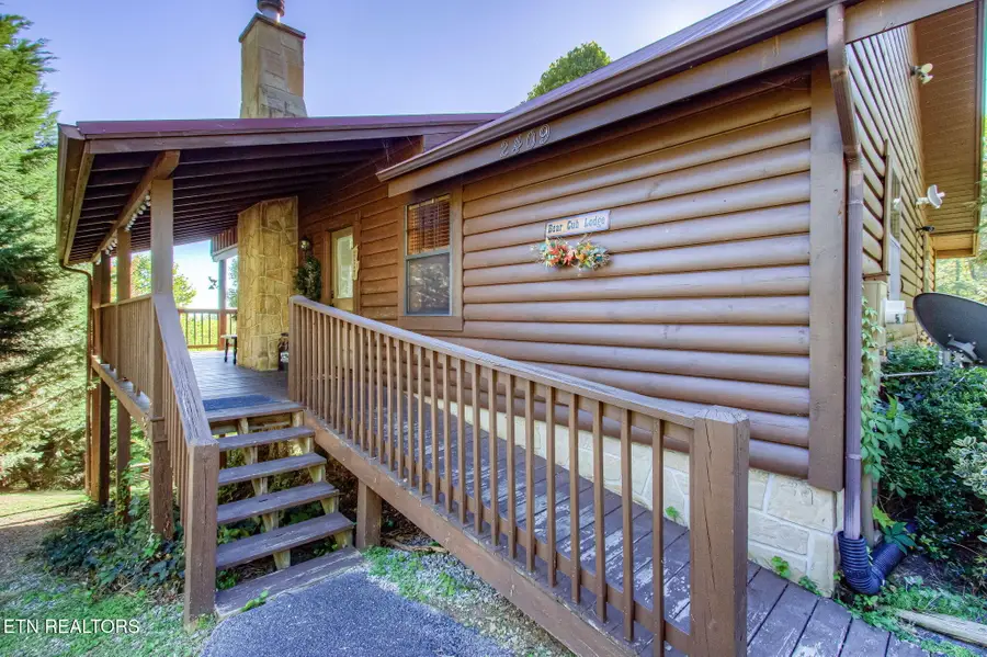 2409 Walnut Cove Way, Sevierville, TN 37862 - #2