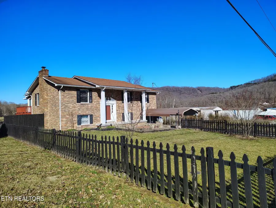 4321 Stone Mountain Rd, Coeburn, VA 24230 - #2