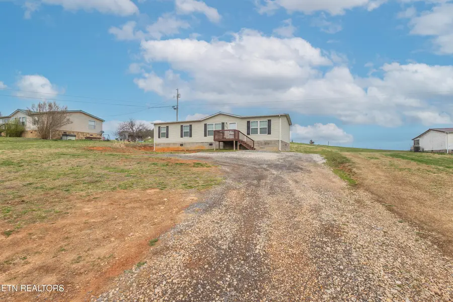 915 Howell River Rd, Rutledge, TN 37861 - #2