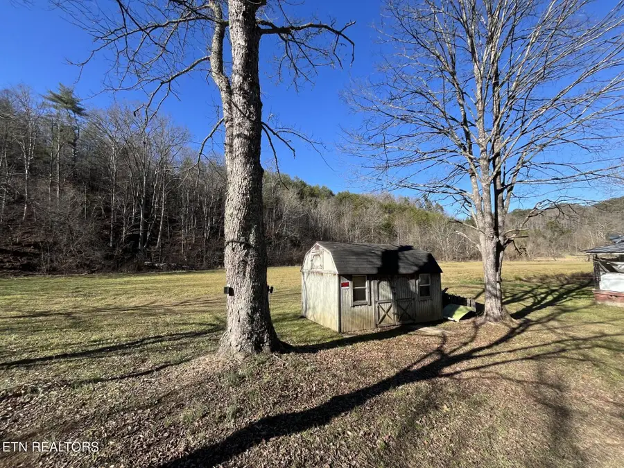800 Middle Creek Rd, Cosby, TN 37722 - #3