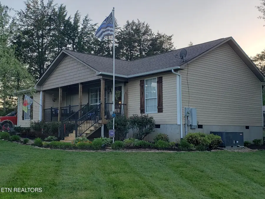 273 Vernie Lee Rd, Friendsville, TN 37737 - #2